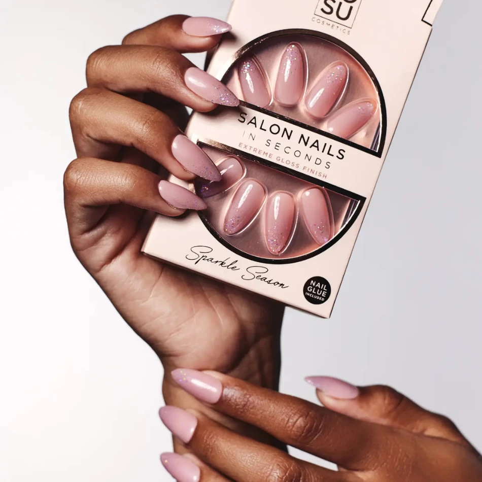 Salon Nails Sparkle Season